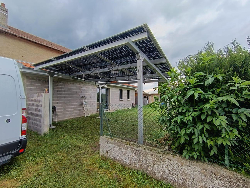 Durable photovoltaic carport installation delivering reliable weather protection and long-term energy savings